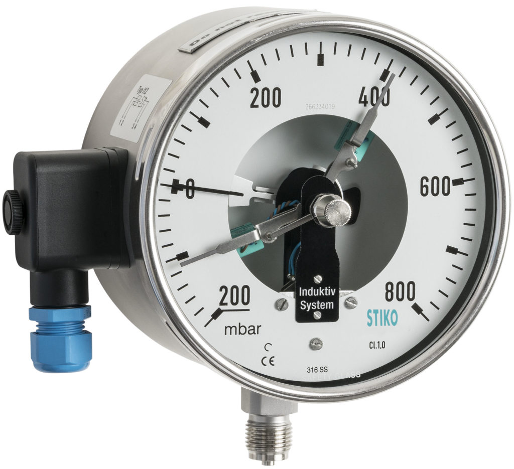 bourdon tube pressure gauge with double inductive contact